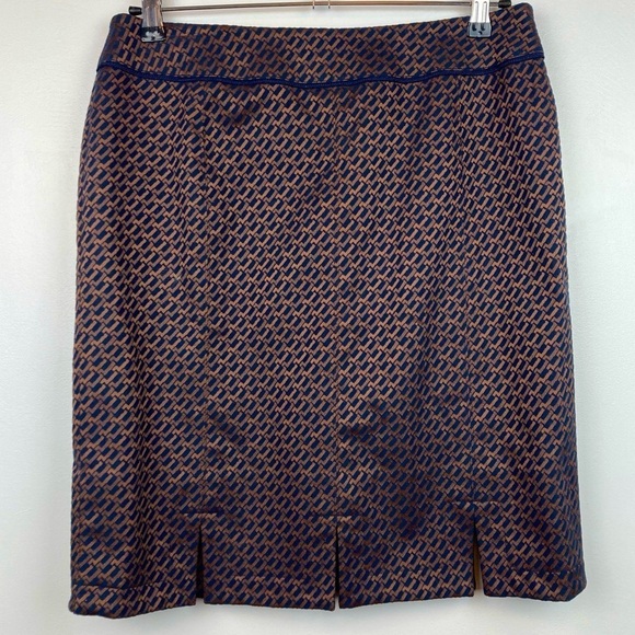 JULIANNA COLLEZIONE Blue/Tan Pencil Skirt with Petal Hem - Picture 5 of 16